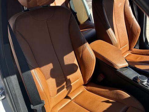 Used 2017 BMW 340i Sedan image 21