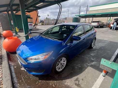 Used 2018 Ford Focus SE image 6
