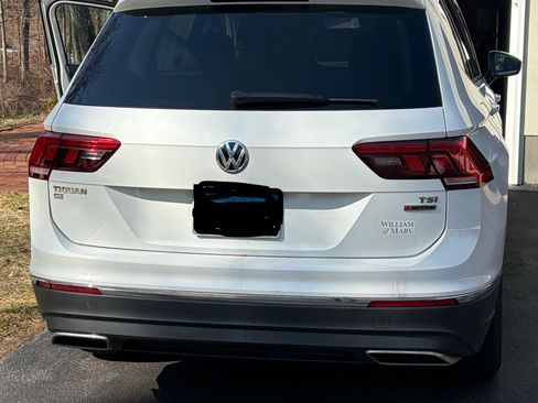 Used 2018 Volkswagen Tiguan SE image 10