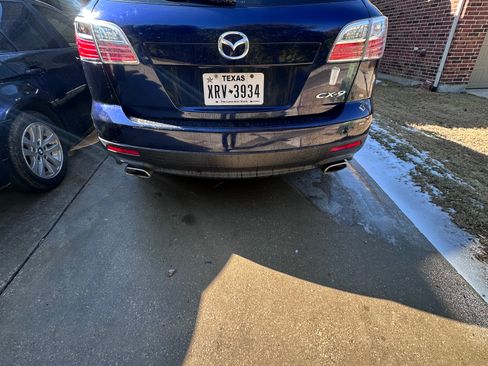 Used 2011 MAZDA CX-9 Touring image 4