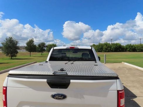 Used 2018 Ford F150 XL w/ Equipment Group 101A Mid image 8