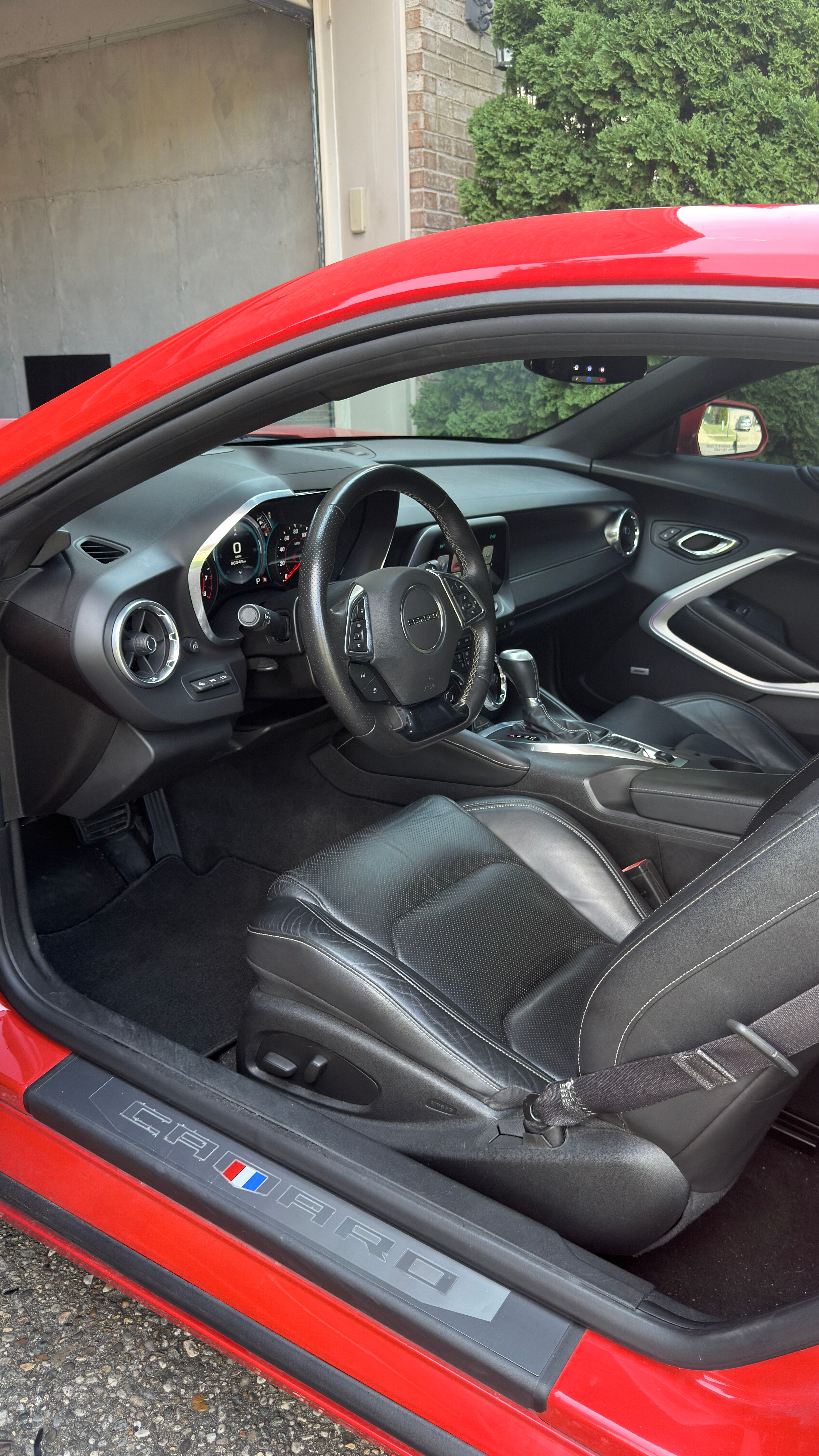 Used 2016 Chevrolet Camaro LT RWD image 21