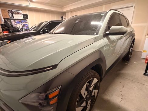 Used 2024 Hyundai Kona Limited AWD/4WD image 4