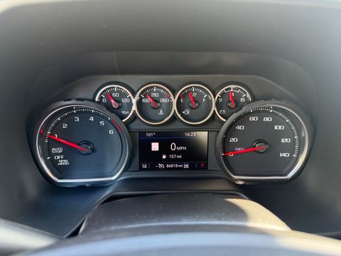 Used 2021 Chevrolet Tahoe RST w/ Rear Media and Nav Package AWD/4WD image 15