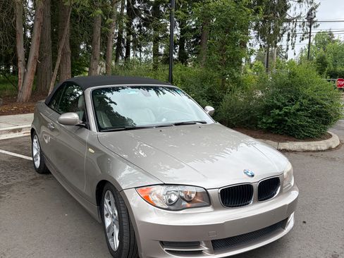 Used 2008 BMW 128i Convertible RWD image 9