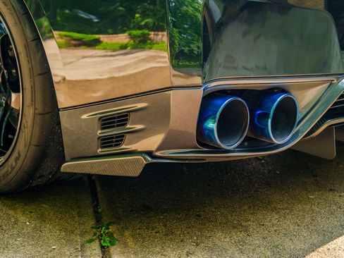 Used 2013 Nissan GT-R Premium image 18