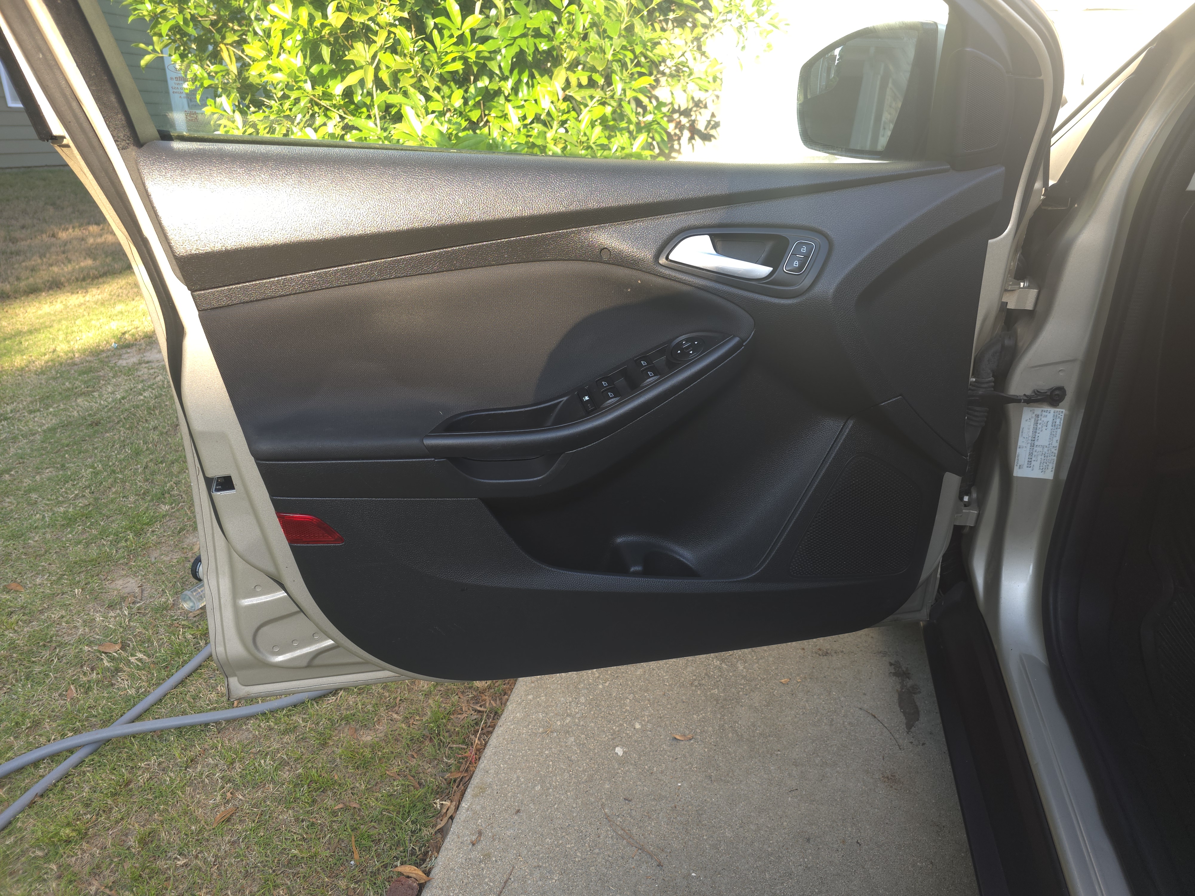 Used 2018 Ford Focus SE FWD image 20