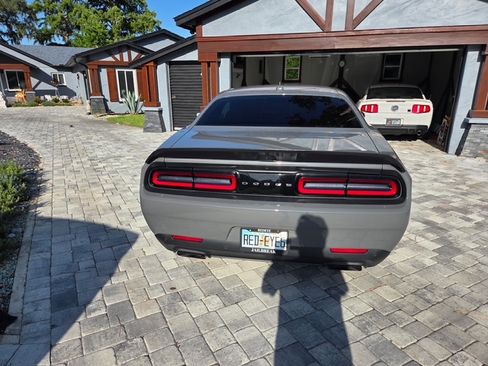 Used 2023 Dodge Challenger SRT Hellcat RWD image 6