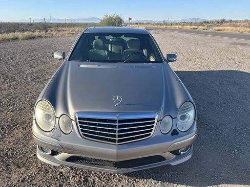 Used 2009 Mercedes-Benz E 350 Sedan image 1