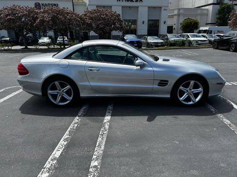 Used 2004 Mercedes-Benz SL 500 image 4