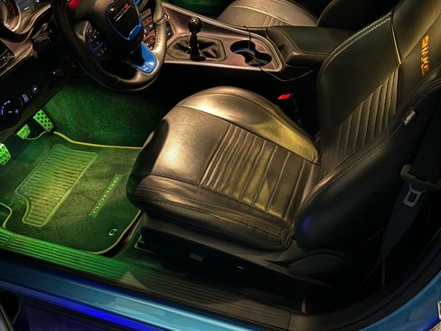 Used 2016 Dodge Challenger R/T Scat Pack RWD image 6