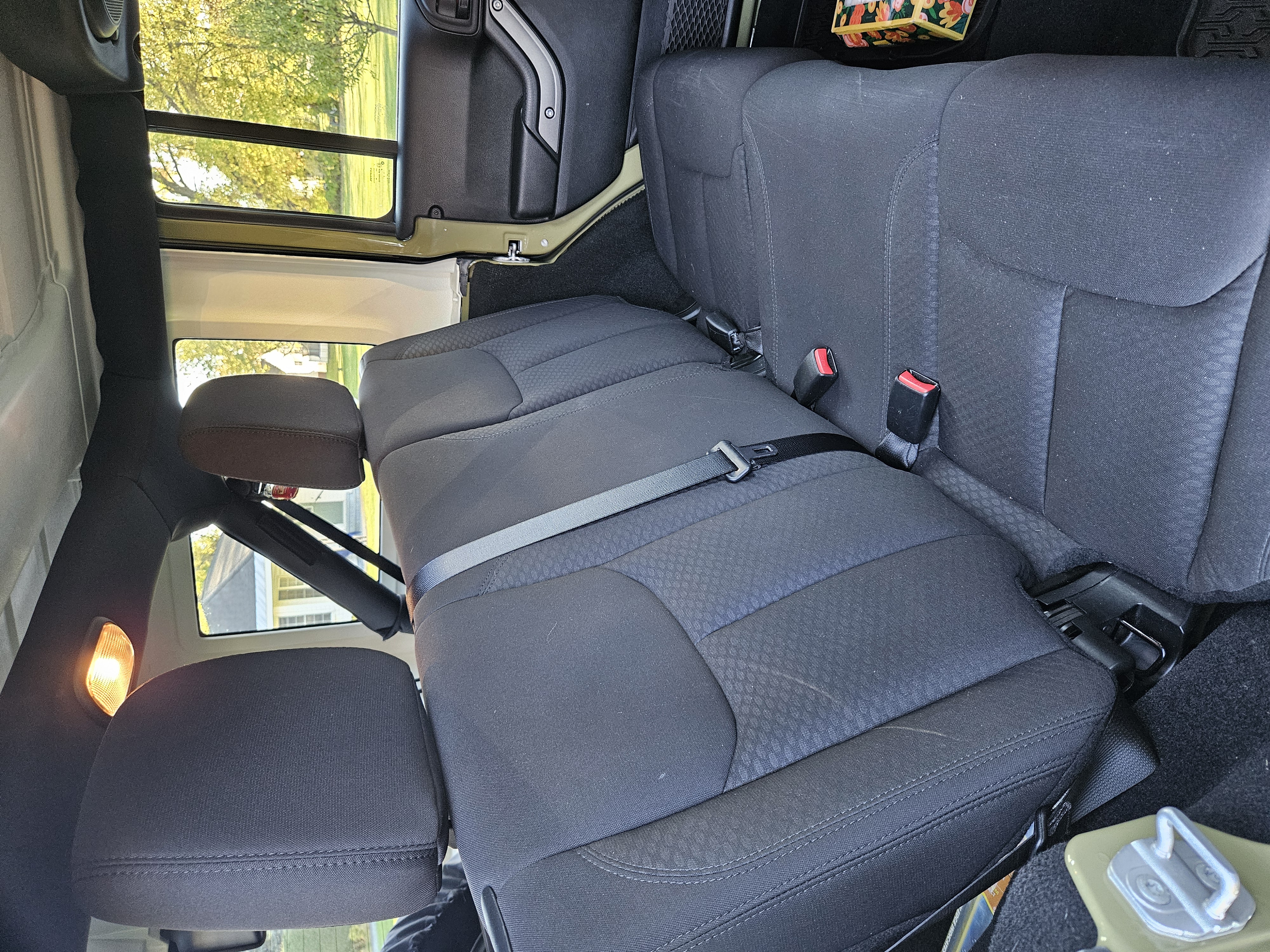 Used 2013 Jeep Wrangler Unlimited Sport AWD/4WD image 12