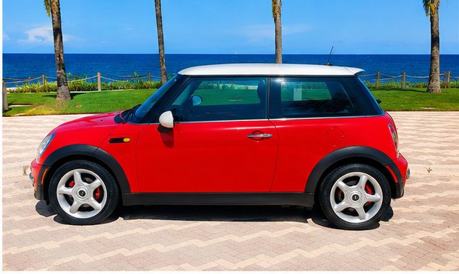 Used 2004 MINI Cooper Hardtop FWD image 5