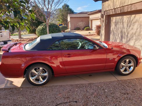 Used 2008 Ford Mustang GT Premium image 6