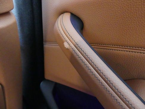 Used 2018 BMW 540i image 17