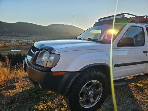 Used 2004 Nissan Xterra SE S/C w/ (SRF) Sunroof Pkg image 8