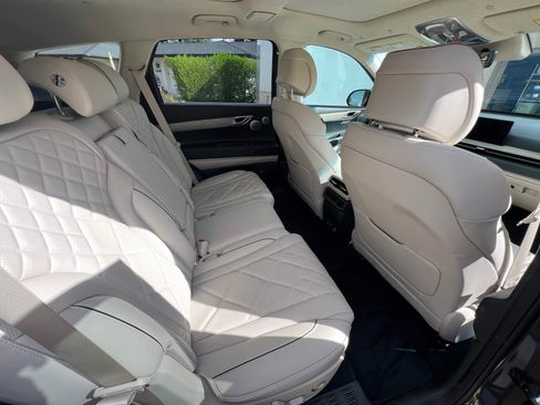 Used 2025 Genesis GV80 3.5T Prestige image 10