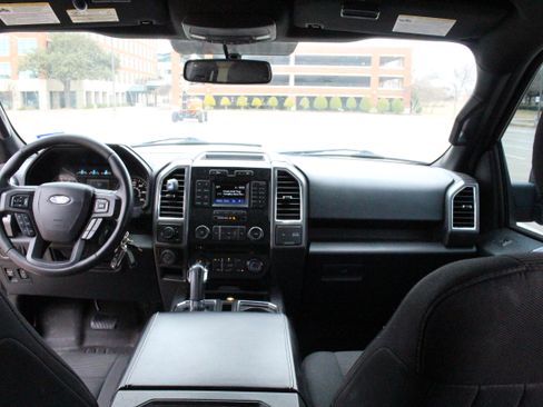 Used 2016 Ford F150 XLT w/ Equipment Group 301A Mid image 12