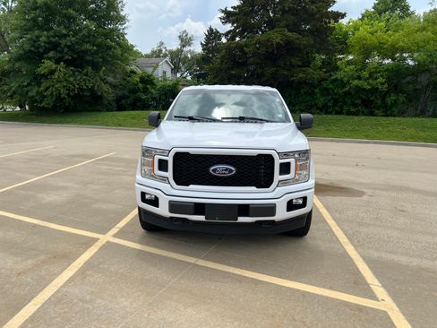 Used 2018 Ford F150 4x4 SuperCrew image 2