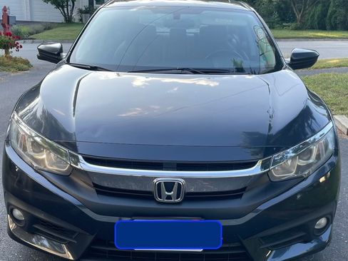 Used 2018 Honda Civic EX-T image 19