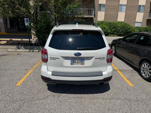 Used 2016 Subaru Forester 2.5i Limited AWD/4WD image 5