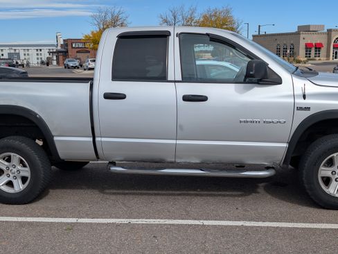 Used 2007 Dodge Ram 1500 Truck SLT image 21
