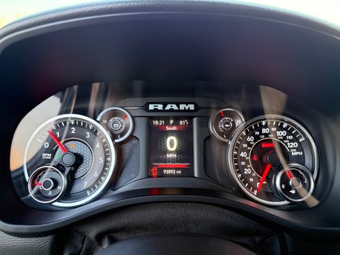 Used 2019 RAM 1500 Big Horn image 11