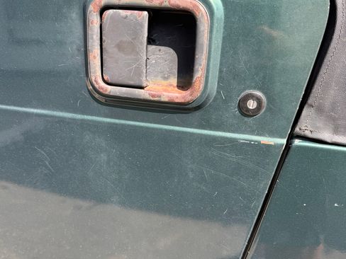 Used 2001 Jeep Wrangler Sport image 21