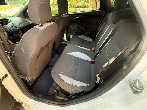 Used 2016 Ford Focus ST FWD image 9