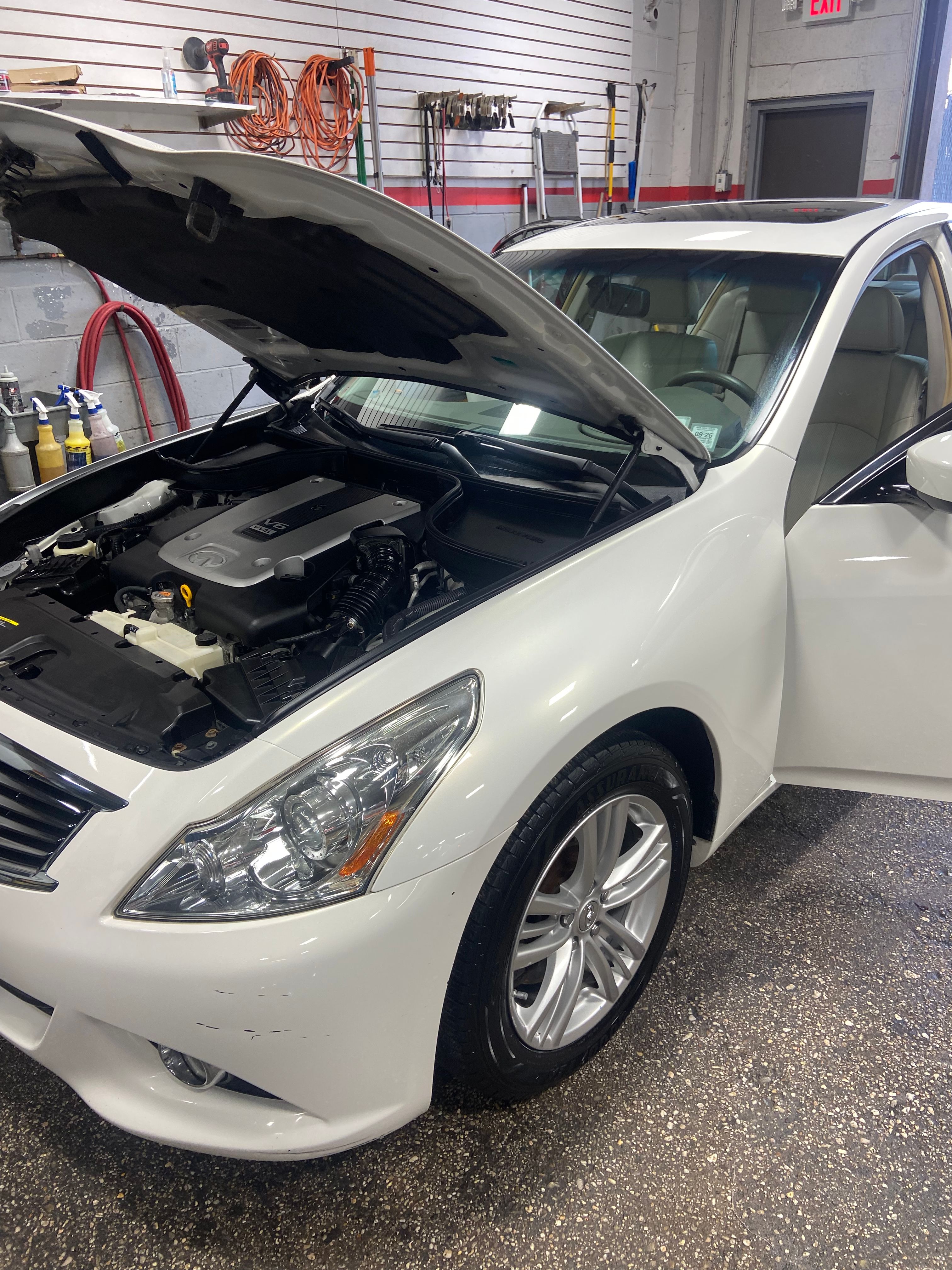 Used 2013 INFINITI G37 x Sedan w/ Premium Pkg AWD/4WD image 5