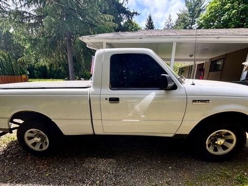 Used 2007 Ford Ranger STX RWD image 2
