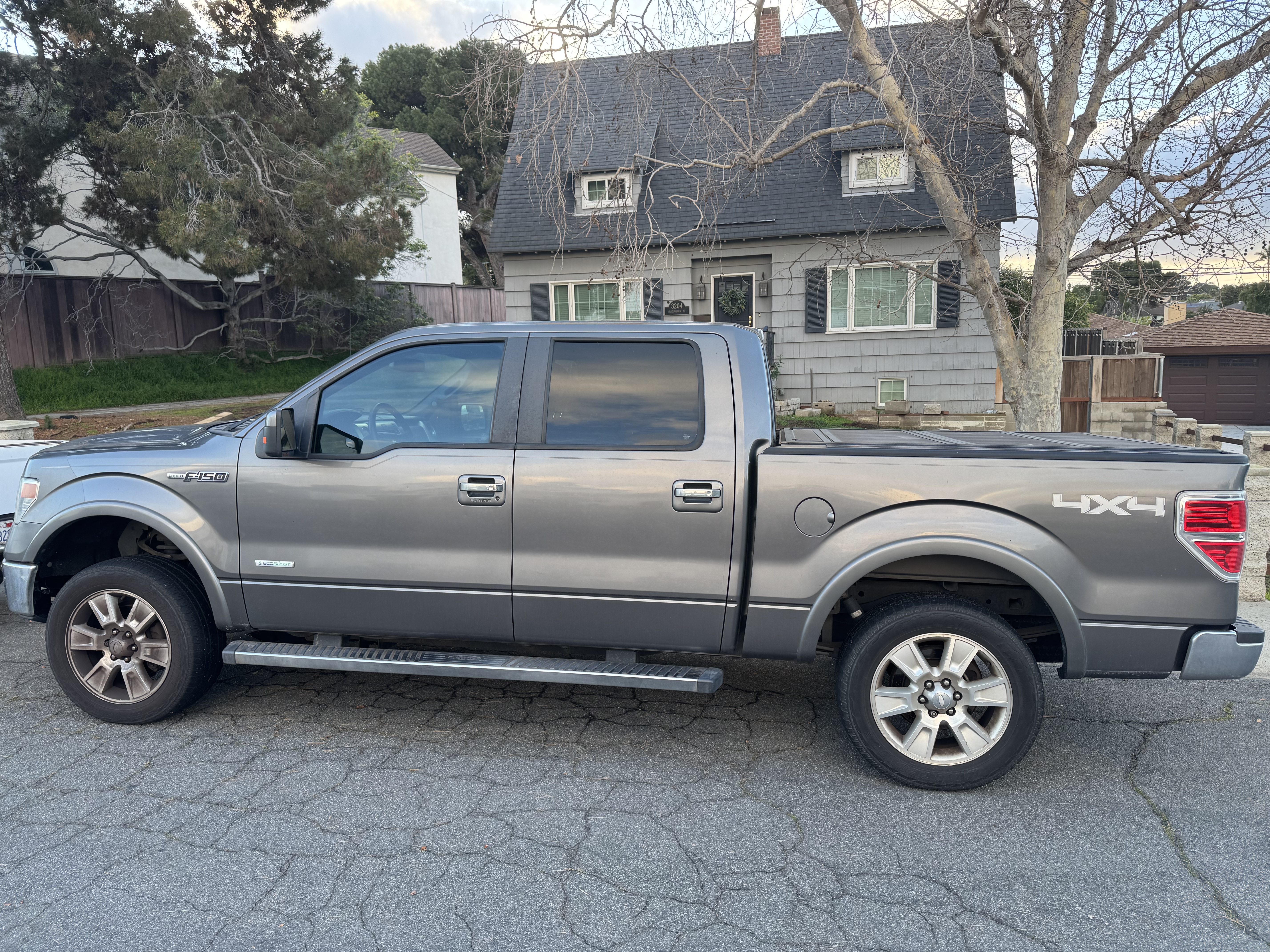 Used 2013 Ford F150 Lariat w/ Luxury Equipment Group AWD/4WD image 1