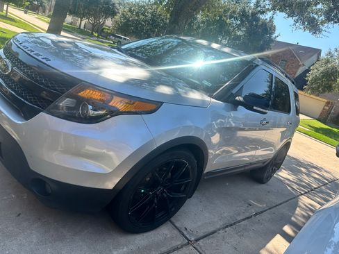 Used 2013 Ford Explorer Sport AWD/4WD image 9