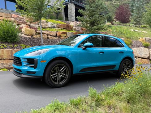 Used 2021 Porsche Macan S AWD/4WD image 1