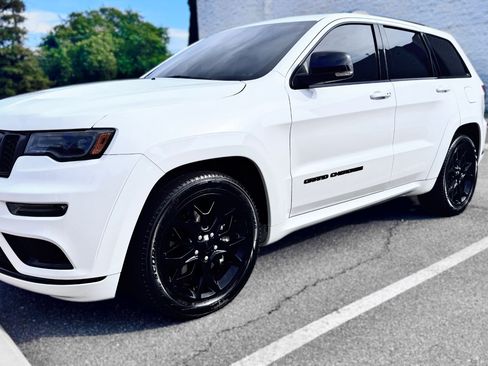 Used 2021 Jeep Grand Cherokee Limited X image 10