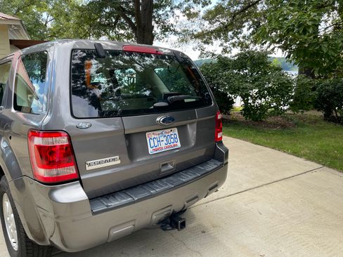 Used 2012 Ford Escape XLS image 5