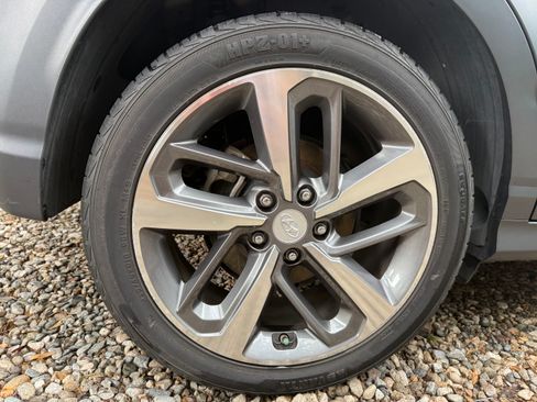 Used 2018 Hyundai Kona Ultimate FWD image 17