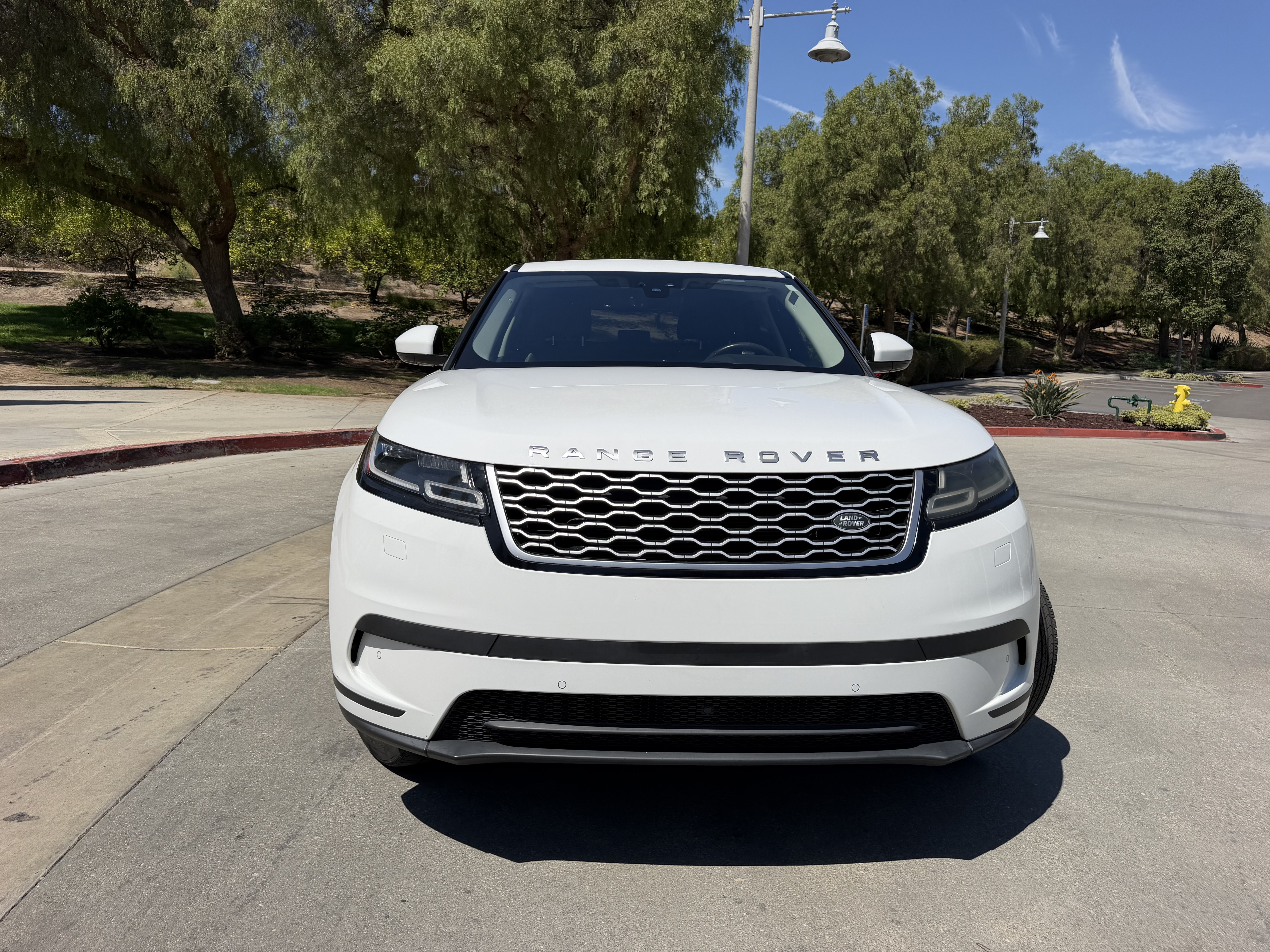 Used 2020 Land Rover Range Rover Velar S AWD/4WD image 2