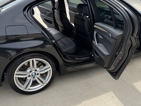 Used 2014 BMW 550i xDrive Sedan AWD/4WD image 6