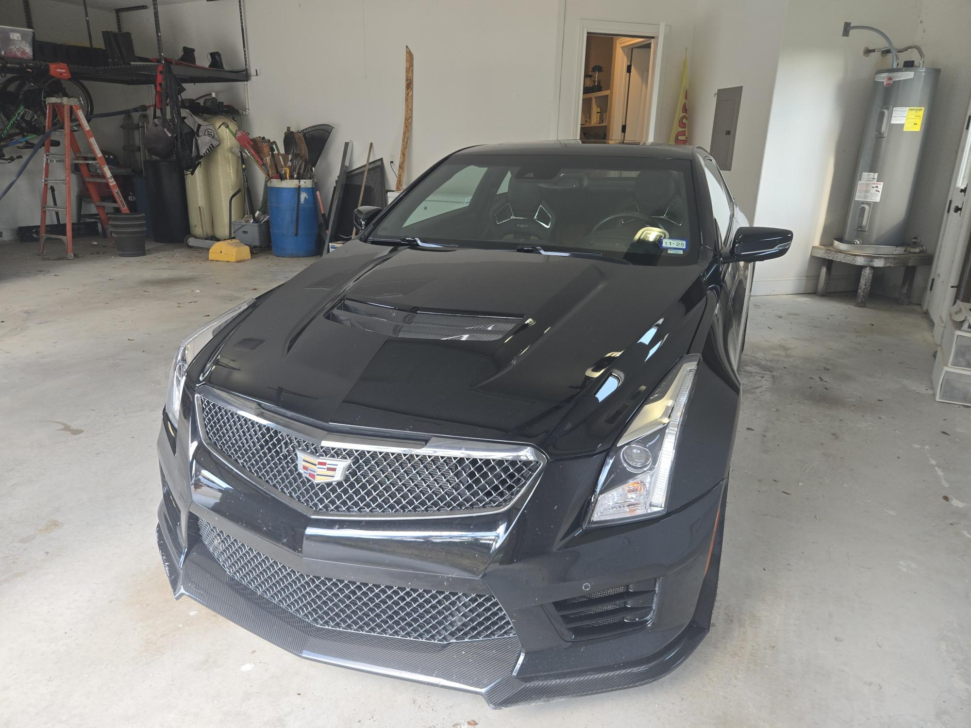 Used 2019 Cadillac ATS V w/ Luxury Package RWD image 2