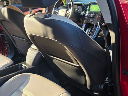 Used 2012 Chevrolet Volt Premium w/ Premium Trim Package image 11
