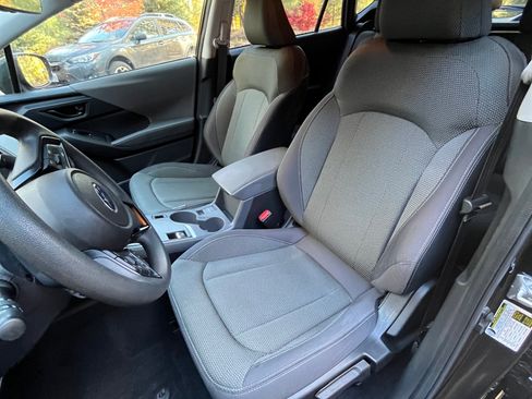 Used 2024 Subaru Crosstrek 2.0i Premium w/ Popular Package #4 image 11