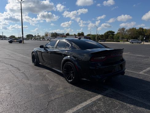 Used 2020 Dodge Charger Scat Pack image 15