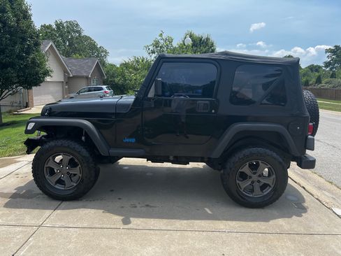 Used 2000 Jeep Wrangler Sport AWD/4WD image 9