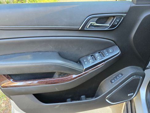 Used 2018 GMC Yukon XL SLT w/ Open Road Package image 15