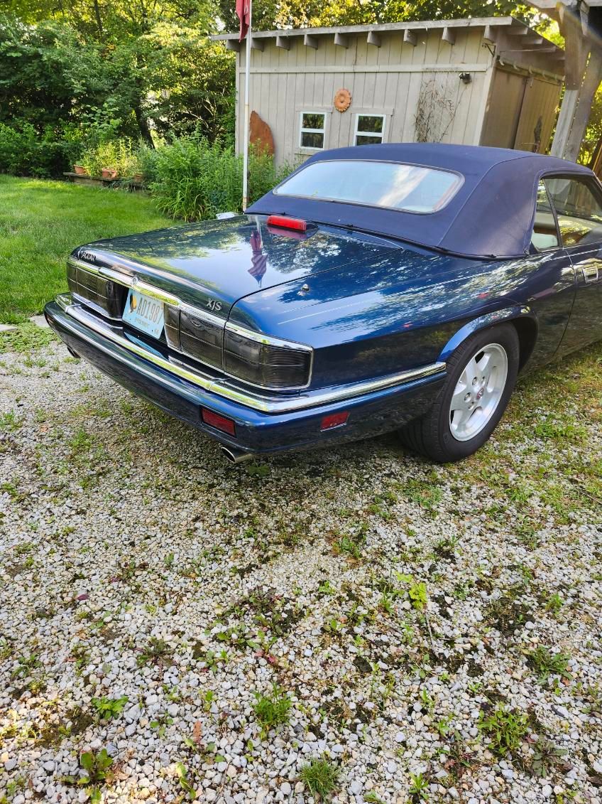 Used 1995 Jaguar XJS 4.0 Convertible RWD image 2