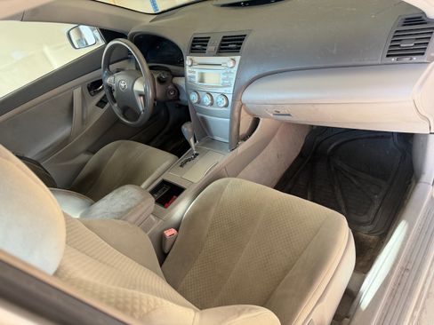 Used 2008 Toyota Camry LE image 4