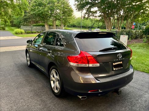 Used 2009 Toyota Venza FWD image 6