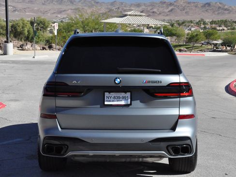 Used 2025 BMW X7 M60i w/ M Sport Professional Package image 10