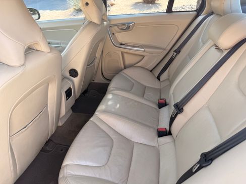 Used 2012 Volvo S60 T5 FWD image 16